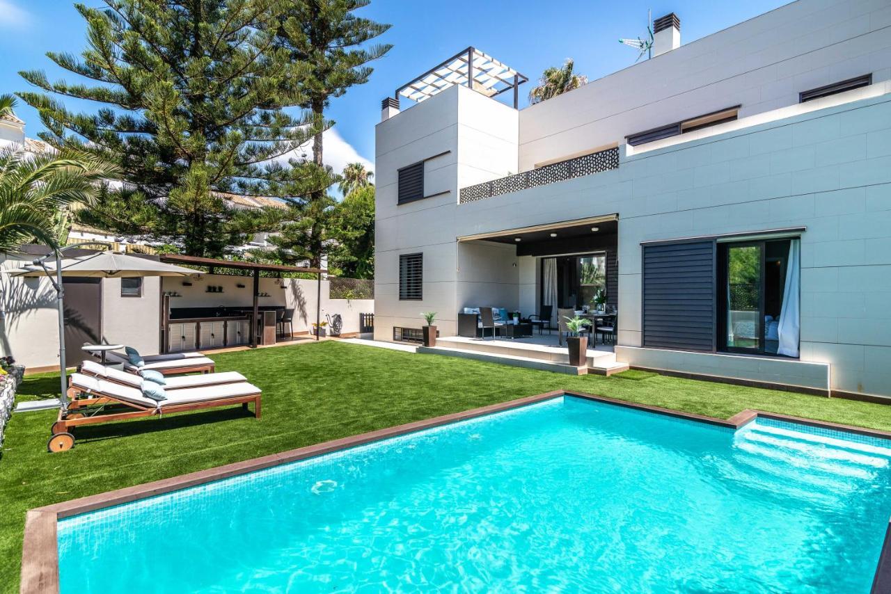 Vacation Marbella I Villa Riviera Del Sol, Private Pool, Jacuzzi, Walking Distance To The Beach Малага Екстер'єр фото
